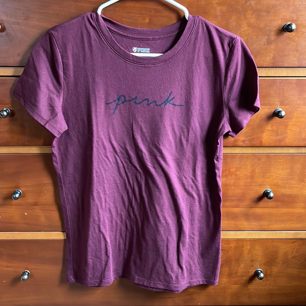 Pink script campus tee - Picture 5 of 8